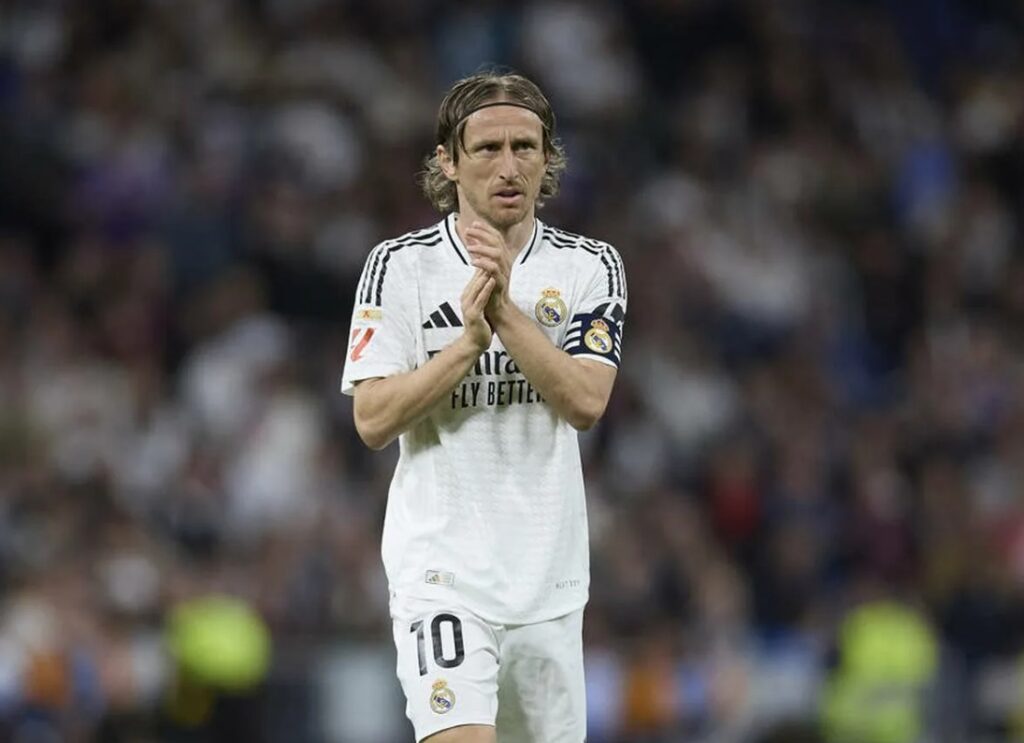 Luka Modriç Milana: Real Madrid əfsanəsi karyerasını 2026-cı ilə qədər Serie A-da davam etdirəcək